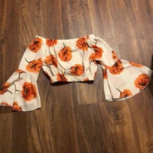 Long sleeved crop top